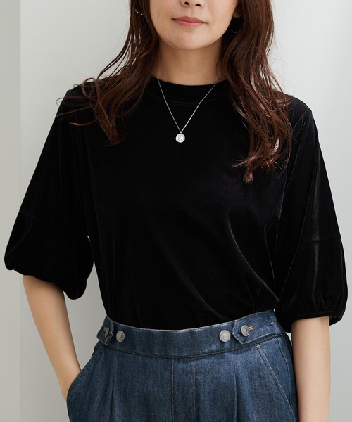 BELLUNA PLUS(ベルーナ)の「ベロア素材ふんわり袖プルオーバー(Tシャツ/カットソー・レディース・ブラック/ワイン/グレー・MEDIUM/X-LARGE/LARGE)」の13枚目の写真