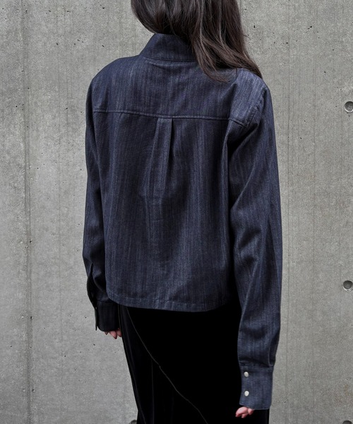 &g'aime(アンジェム)の「【&g'aime】デニムショートシャツ Denim Short Shirt(シャツ/ブラウス・レディース・ブラック/ネイビー・FREE)」の11枚目の写真