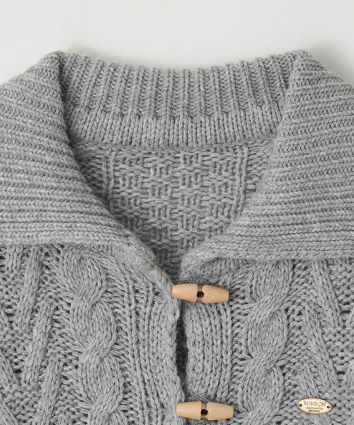 RONRON(ロンロン)の「COZY TOGGLE FISHERMAN KNIT CARDIGAN GREY(カーディガン/ボレロ・レディース・その他・FREE)」の3枚目の写真