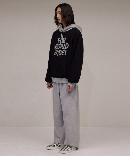F.ILLUMINATE(フィルミネイト)の「ワールドワイドラグランフードパーカー-ブラック(パーカー・レディース・その他・SMALL/MEDIUM/LARGE)」の5枚目の写真