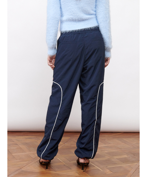 Kijun(キジュン)の「Logo Woven Jogger Pants Navy(スウェットパンツ・レディース・その他・SMALL/MEDIUM)」の3枚目の写真