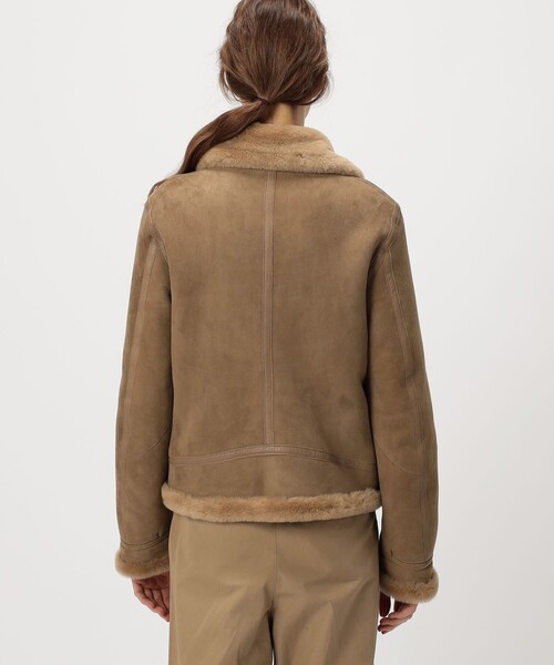 BACCA(バッカ)の「ラムレザー ムートンジャケット(その他アウター・レディース・ブラック/ベージュ・38/36)」の6枚目の写真