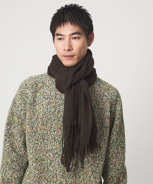 green label relaxing(グリーンレーベルリラクシング)の「GLR ソリッド 60 ラージ マフラー(マフラー・メンズ・ベージュ/ダークグレー/ブラック/ダークブラウン/ネイビー・FREE)」の11枚目の写真