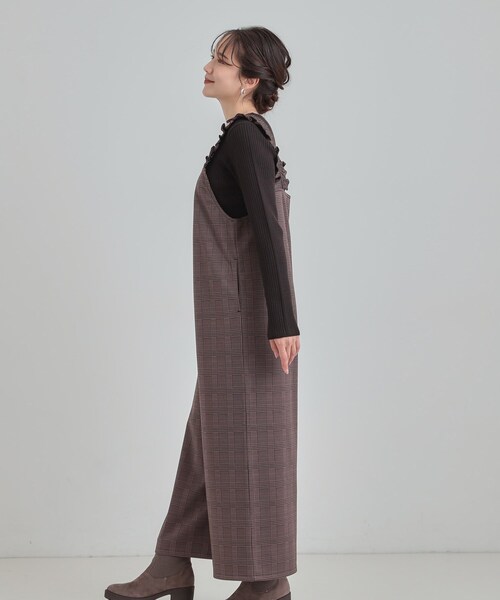 DRESKIP（ドレスキップ）の「【あったか】大人のための チェック柄フリルサロペット（サロペット/オーバーオール・レディース・ダークブラウン系1/グレー系1・01/02/03/04）」の8枚目の写真