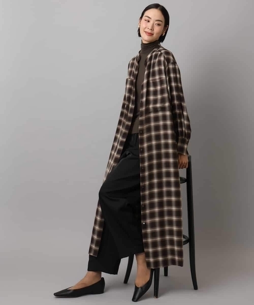 MICHEL KLEIN（ミッシェル・クラン）の「バンドカラーチェックシャツワンピース（ワンピース・レディース・ブラウン・38）」の3枚目の写真