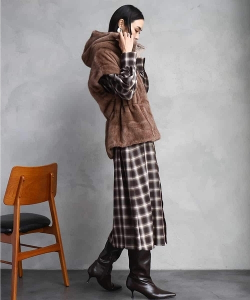 MICHEL KLEIN（ミッシェル・クラン）の「バンドカラーチェックシャツワンピース（ワンピース・レディース・ブラウン・38）」の9枚目の写真