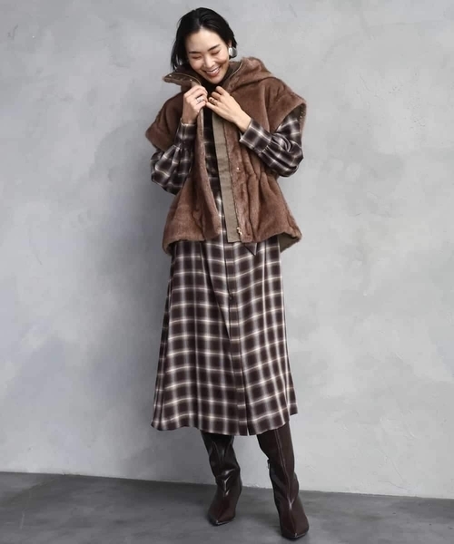 MICHEL KLEIN（ミッシェル・クラン）の「バンドカラーチェックシャツワンピース（ワンピース・レディース・ブラウン・38）」の12枚目の写真