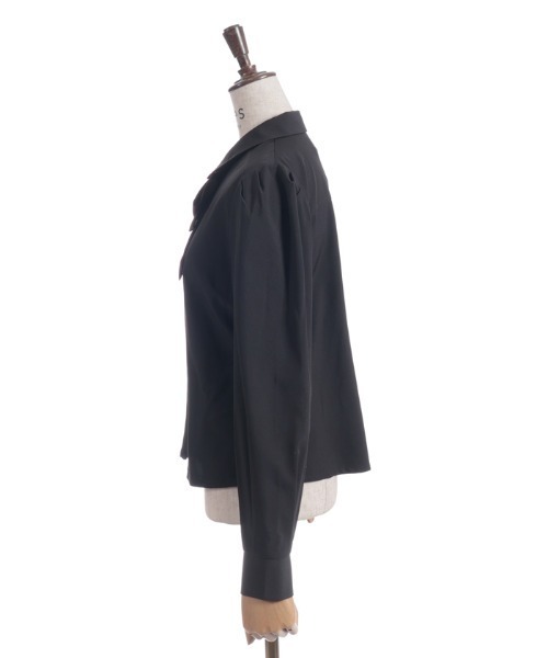 axes femme(アクシーズファム)の「チェーン×リボン付ブラウス(シャツ/ブラウス・レディース・ホワイト/ベージュ/ブラック・MEDIUM)」の6枚目の写真