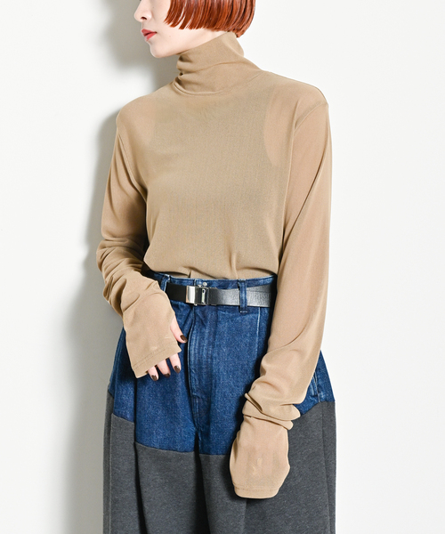 CITYSHOP（シティーショップ）の「《追加》SHEER HIGH NECK TOP：カットソー（Tシャツ/カットソー・レディース・ブラック/ベージュ/ピンク・FREE）」の2枚目の写真