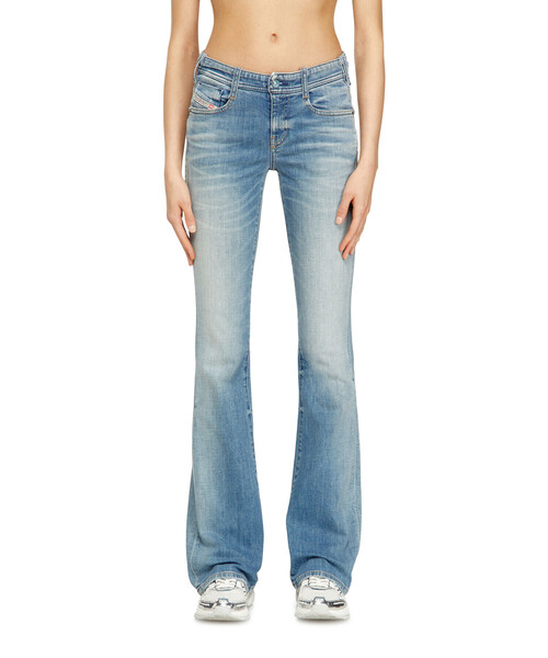 DIESEL(ディーゼル)の「ウィメンズ デニムパンツ 1969 D-EBBEY-T L.30(デニムパンツ・レディース・インディゴブルー・25inch/24inch/27inch/23inch/26inch)」の3枚目の写真