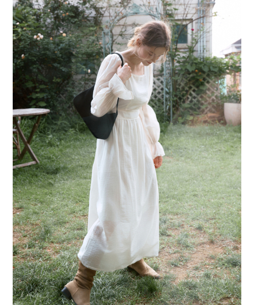 LENINA（レニーナ）の「ILIANA suede shoulder bag_BLACK（ショルダーバッグ・レディース・ブラック・FREE）」の3枚目の写真