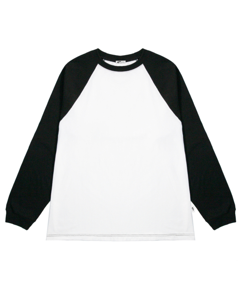 PAGESIISII（ページシシ）の「エッセンシャルオーバーサイズロングスリーブブラック（Tシャツ/カットソー・レディース・その他・MEDIUM/LARGE）」の2枚目の写真