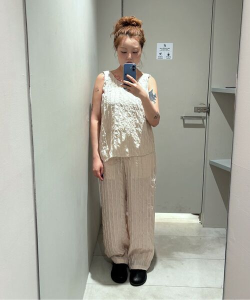 INSILENCE WOMEN(インサイレンスウーマン)の「ドミュア スリーブレストップ ブラック(Tシャツ/カットソー・レディース・その他・SMALL/MEDIUM)」の6枚目の写真