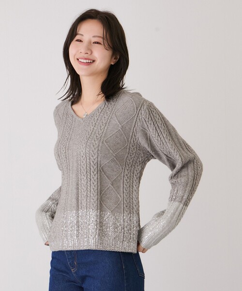 Jayro(ジャイロ)の「箔コーティングVネックプルオーバー(ニット/セーター・レディース・ネイビー/ホワイト系その他/グレー・FREE)」の22枚目の写真