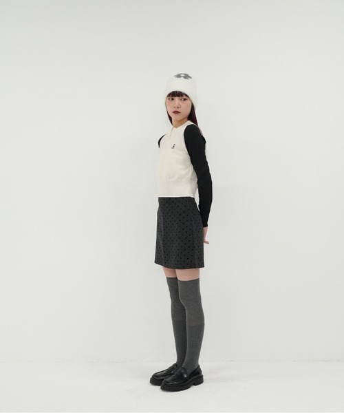 Uenui（ウニュイ）の「【 cunii 】ハーフジップ クロップド ニット トップス 長袖 配色 ラグラン スポーティ 韓国系 体型カバー 春秋 冬 10代 20代（ニット/セーター・レディース・グレー/ブラック・FREE）」の9枚目の写真