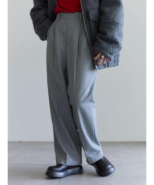 Samansa Mos2 blue(サマンサモスモスブルー)の「ヘリンボーンストレートパンツ(その他パンツ・レディース・ベージュ/ブラウン/グレー/チャコールグレー・F)」の7枚目の写真