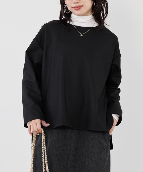 MICA&DEAL(マイカ&ディール)の「ボートネック裏起毛ブラウス〈セットアップ対応〉(シャツ/ブラウス・レディース・ライトベージュ/ブラック/グレー・FREE)」の1枚目の写真