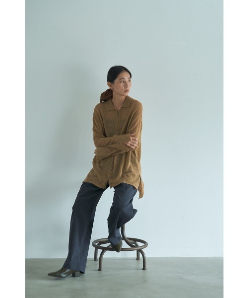 marjour（マージュール）の「SHEER SHIRT KNIT（ニット/セーター・レディース・チャコール/ベージュ・M）」の16枚目の写真