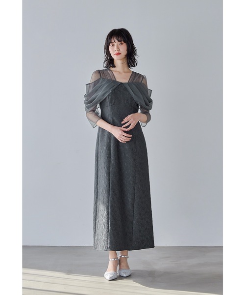 niana（ニアナ）の「オフショルダージャガードドレス 結婚式 成人式