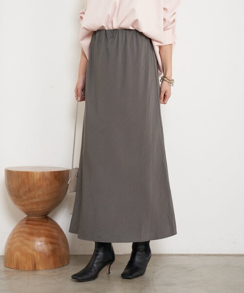 Jena espace merveilleux(ジェナ エスパスメルヴェイユ)の「【ウエストゴム/楽チン】ワッシャーツイルロングスカート(スカート・レディース・チャコールグレー/イエロー/ベージュ・FREE)」の9枚目の写真