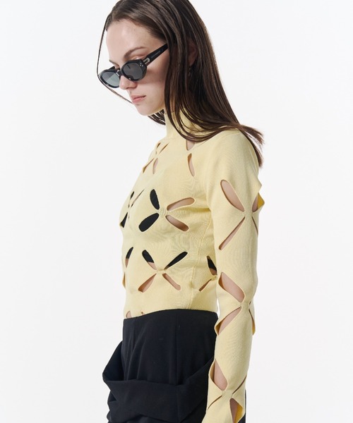 JOSE MOON(ジョゼムーン)の「LACE KNITTING TOP/レースカッティングトップス(ニット/セーター・レディース・ホワイト/イエロー系その他/サックスブルー/ブラック・FREE)」の13枚目の写真