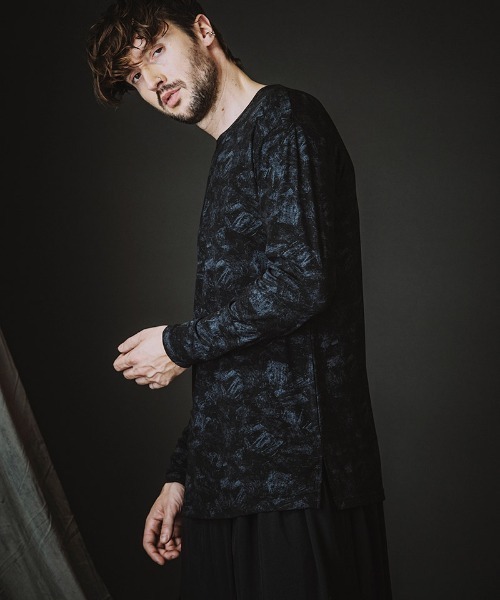 NO ID.(ノーアイディ)の「mlt5538-UnevenプリントテレコPO プルオーバー(458006-403T)(Tシャツ/カットソー・メンズ・ホワイト/ブラック・ONE SIZE)」の2枚目の写真