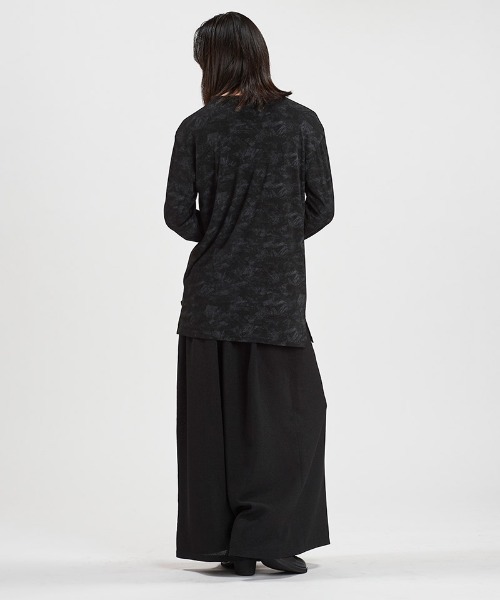 NO ID.(ノーアイディ)の「mlt5538-UnevenプリントテレコPO プルオーバー(458006-403T)(Tシャツ/カットソー・メンズ・ホワイト/ブラック・ONE SIZE)」の15枚目の写真