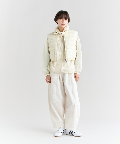 NANGA(ナンガ)の「SHEER DOWN VEST W/シアーダウンベスト(ウィメンズ)(ダウンベスト・レディース・グレー/ブラック/ライム/ホワイト・S/L/M)」の7枚目の写真