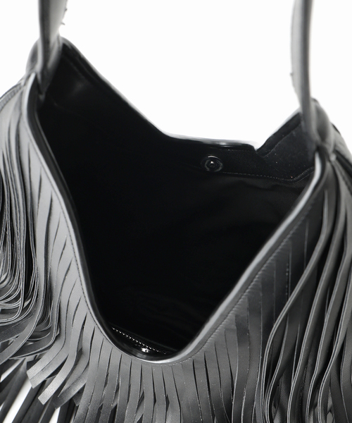 HELOYSE（エロイーズ）の「［26SS新作］【HELOYSE/エロイーズ】texas shoulder：ショルダーバッグ（ショルダーバッグ・レディース・ブラック・FREE）」の9枚目の写真