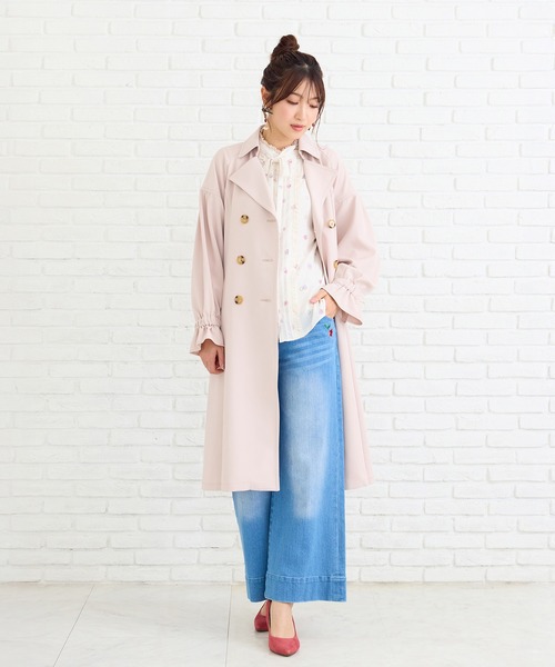 Rose Tiara(ローズティアラ)の「ギャザートレンチコート(トレンチコート・レディース・ブラック/ピンク/ベージュ・38/42)」の5枚目の写真