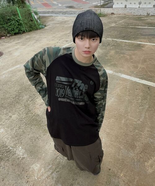 VENHIT(ベンヒット)の「MRT カモ レグラン ロングスリーブ(Tシャツ/カットソー・レディース・ブラック/アイボリー・MEDIUM/LARGE/X-LARGE)」の9枚目の写真