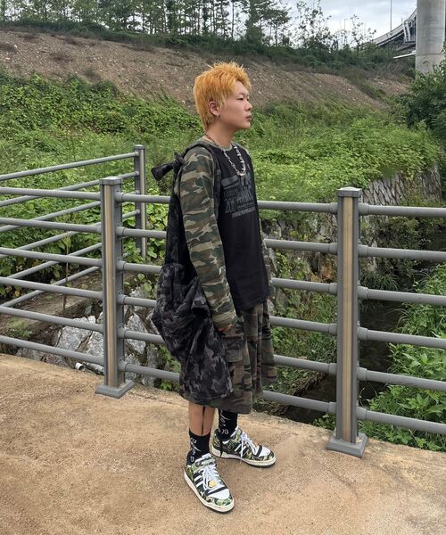 VENHIT(ベンヒット)の「MRT カモ レグラン ロングスリーブ(Tシャツ/カットソー・レディース・ブラック/アイボリー・MEDIUM/LARGE/X-LARGE)」の16枚目の写真