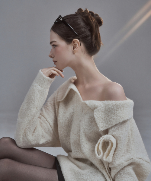 MAU SOLEUM(マウソレウム)の「Betty Ribbon Knit - Cream(ニット/セーター・レディース・クリーム・FREE)」の2枚目の写真
