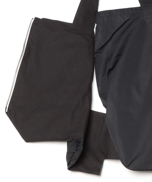 my beautiful landlet（マイビューティフルランドレット）の「【my beautiful landlet】NYLON TAFFETA WATER PROOF BAG VEST（ベスト・メンズ・ベージュ/ネイビー/ブラック・FREE）」の5枚目の写真