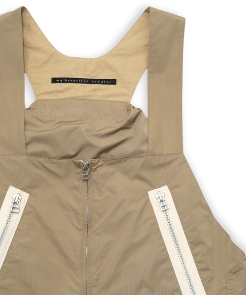 my beautiful landlet(マイビューティフルランドレット)の「【my beautiful landlet】NYLON TAFFETA WATER PROOF BAG VEST(ベスト・メンズ・ベージュ/ネイビー/ブラック・FREE)」の12枚目の写真