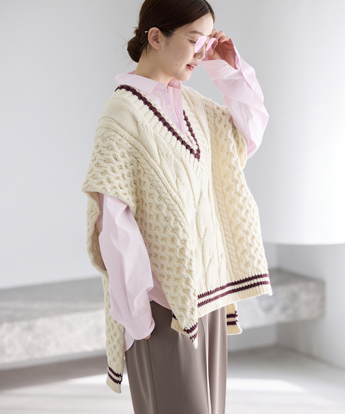 IENA（イエナ）の「T/C プレーンシャツ（シャツ/ブラウス・レディース・ホワイト/ピンク/ブルー・FREE）」の22枚目の写真