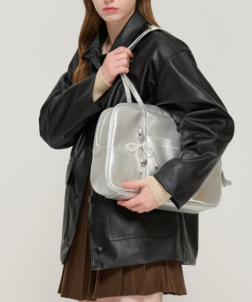 ROIDESROIS（ロワデロワ）の「バゲットレザー スクエアトートショルダーバッグ (シルバー)（ショルダーバッグ・レディース・その他・FREE）」の6枚目の写真
