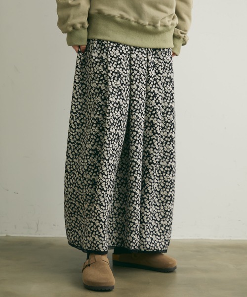 Crisp（クリスプ）の「フラワーギャザースカート（スカート・レディース・ベージュ/ブラック・FREE）」の22枚目の写真