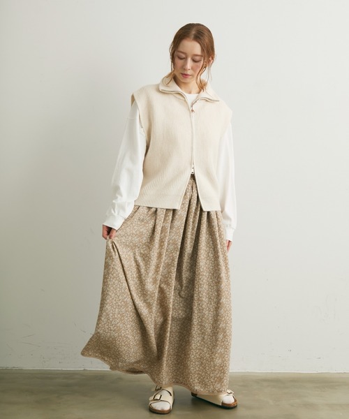 Crisp（クリスプ）の「フラワーギャザースカート（スカート・レディース・ベージュ/ブラック・FREE）」の6枚目の写真