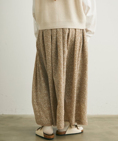 Crisp（クリスプ）の「フラワーギャザースカート（スカート・レディース・ベージュ/ブラック・FREE）」の11枚目の写真