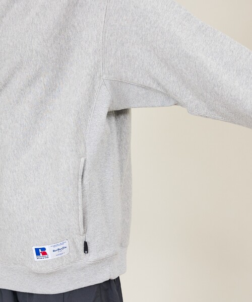Russell Athletic（ラッセルアスレティック）の「【BerBerJin × RUSSELL ATHLETIC / ベルベルジン × ラッセル アスレティック】Soft Loop Back Crew Sweat / ソフトループバック クルースウェット（スウェット・メンズ・ライトグレー/ブラック/ネイビー・M/L/XL）」の20枚目の写真