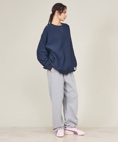 Russell Athletic（ラッセルアスレティック）の「【BerBerJin × RUSSELL ATHLETIC / ベルベルジン × ラッセル アスレティック】Soft Loop Back Crew Sweat / ソフトループバック クルースウェット（スウェット・メンズ・ライトグレー/ブラック/ネイビー・M/L/XL）」の22枚目の写真