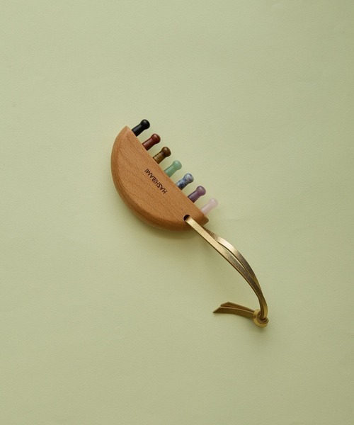 HASHIBAMI（ハシバミ）の「【HASHIBAMI】天然石 ハーフムーン カッサチャーム（キーホルダー・レディース・マルチ/ピンク/ホワイト・FREE）」の8枚目の写真