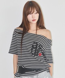オフショルダー」に該当するトップス（ストライプ柄）ファッション通販