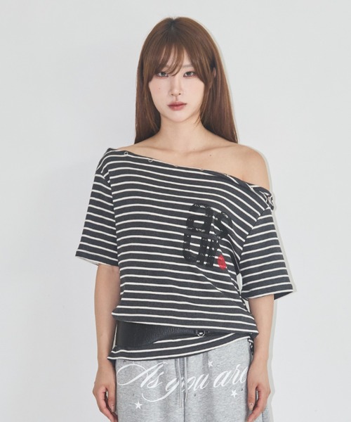 as you are(アズユーアー)の「◇ASYOUARE◇ブランド直輸入正規品/ストライプオフショルダーTシャツ STRIPED OFF-SHOULDER T-SHIRT(Tシャツ/カットソー・レディース・ブラック/チャコール/グレー・FREE)」の19枚目の写真