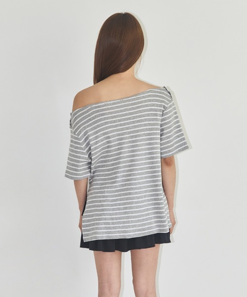 as you are(アズユーアー)の「◇ASYOUARE◇ブランド直輸入正規品/ストライプオフショルダーTシャツ STRIPED OFF-SHOULDER T-SHIRT(Tシャツ/カットソー・レディース・ブラック/チャコール/グレー・FREE)」の18枚目の写真