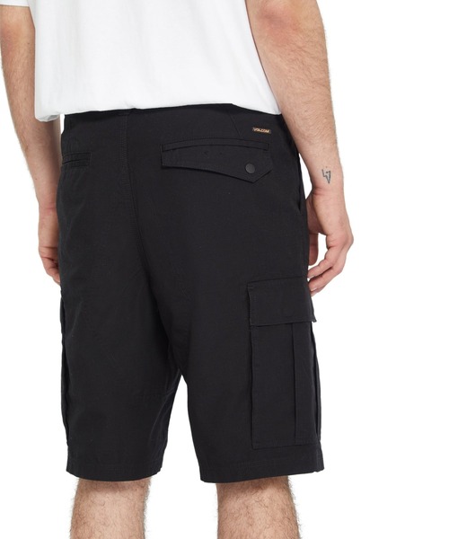 VOLCOM(ボルコム)の「VOLCOM メンズ STRANGE TRIPPER CARGO SHORT 22 ショートパンツ 【2026年春夏モデル】(その他パンツ・メンズ・ブラック・30inch/28inch/36inch/34inch/32inch)」の5枚目の写真