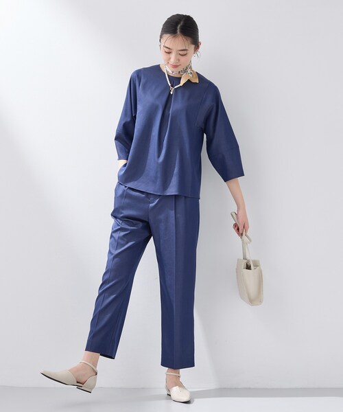 INDIVI（インディヴィ）の「【洗える／UVケア／SETUP可能】デニムライクテーパードパンツ（その他パンツ・レディース・サックスブルー系3/ネイビー系3/ブルー系その他5・40/38/36/13/05/15 /19）」の11枚目の写真