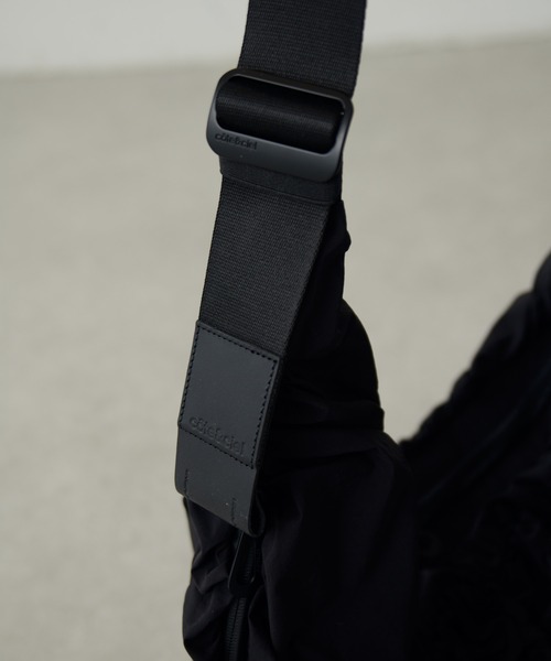 Cote&Ciel（コートエシエル）の「【Cote&Ciel】Hyco S Otra Gathered Black（ショルダーバッグ・メンズ・ブラック・FREE）」の10枚目の写真
