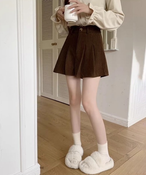 Miniministore(ミニミニストア)の「コーデュロイ ショートパンツ レディース(スラックス・レディース・ブラウン/ブラック・M/XL/L)」の11枚目の写真